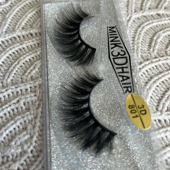 🖤 Mink 3D Lashes - Picture 3 of 3